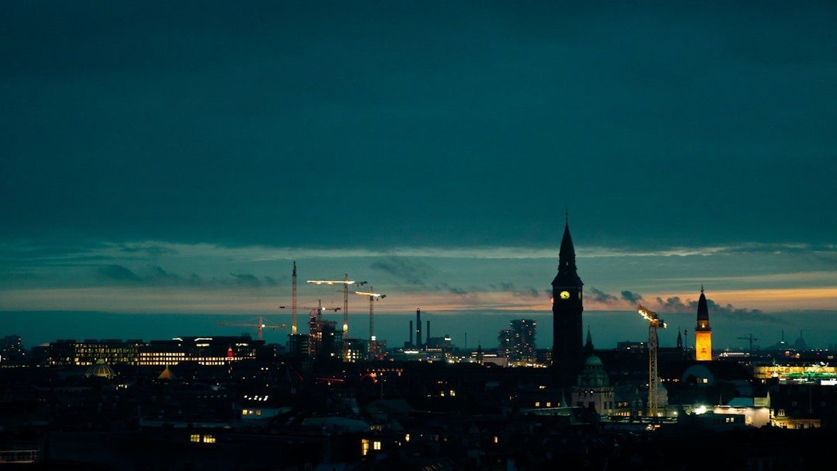 City view near Gordon Institute of Technical and Further Education (TAFE)